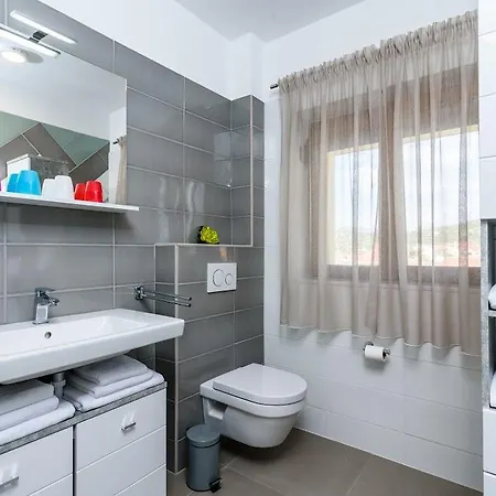 Apartment Marko I Ana Marina